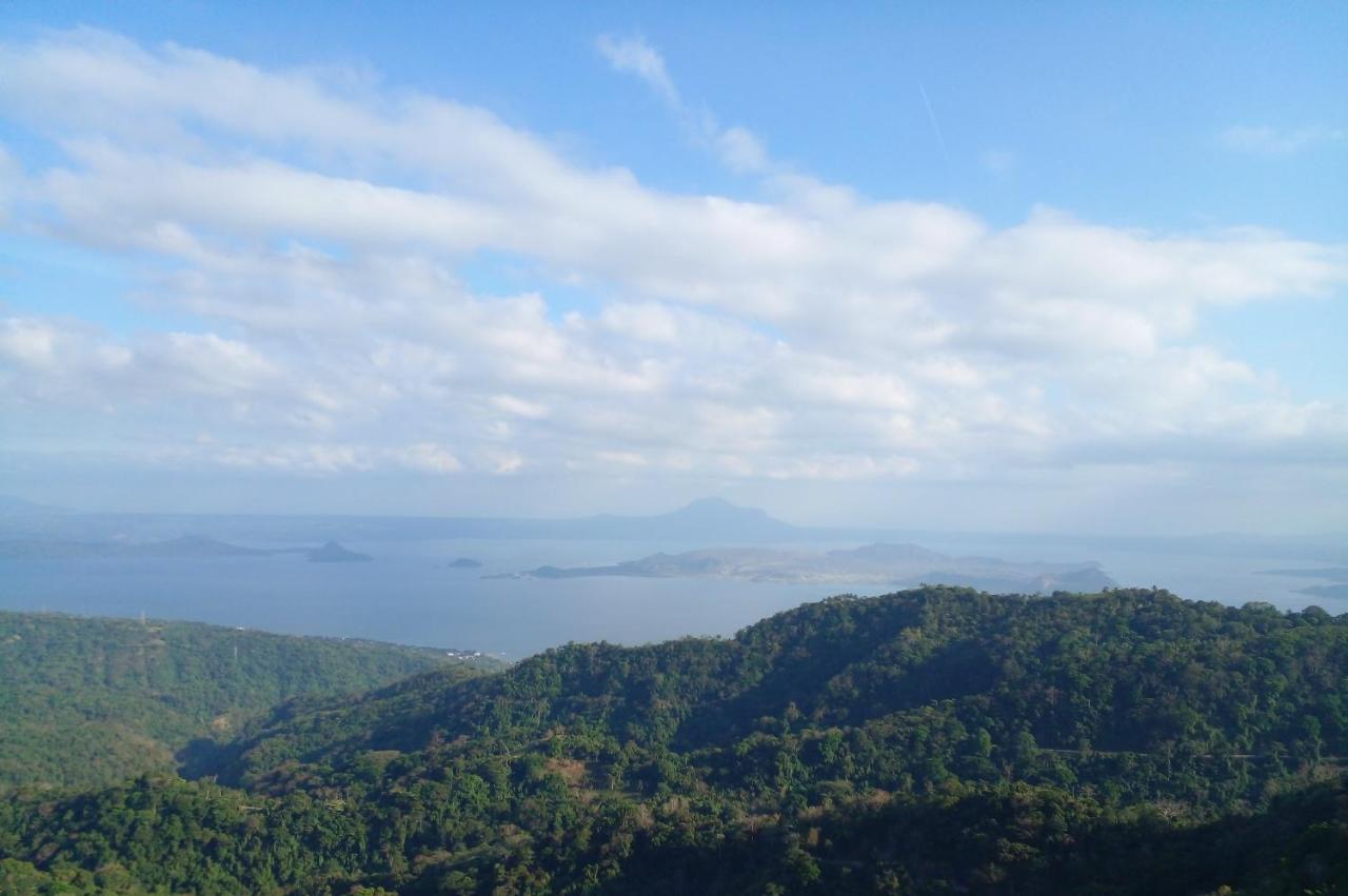 Tagaytay Prime Residences With Swimming Pool & Viewing Deck Tagaytay City Екстер'єр фото