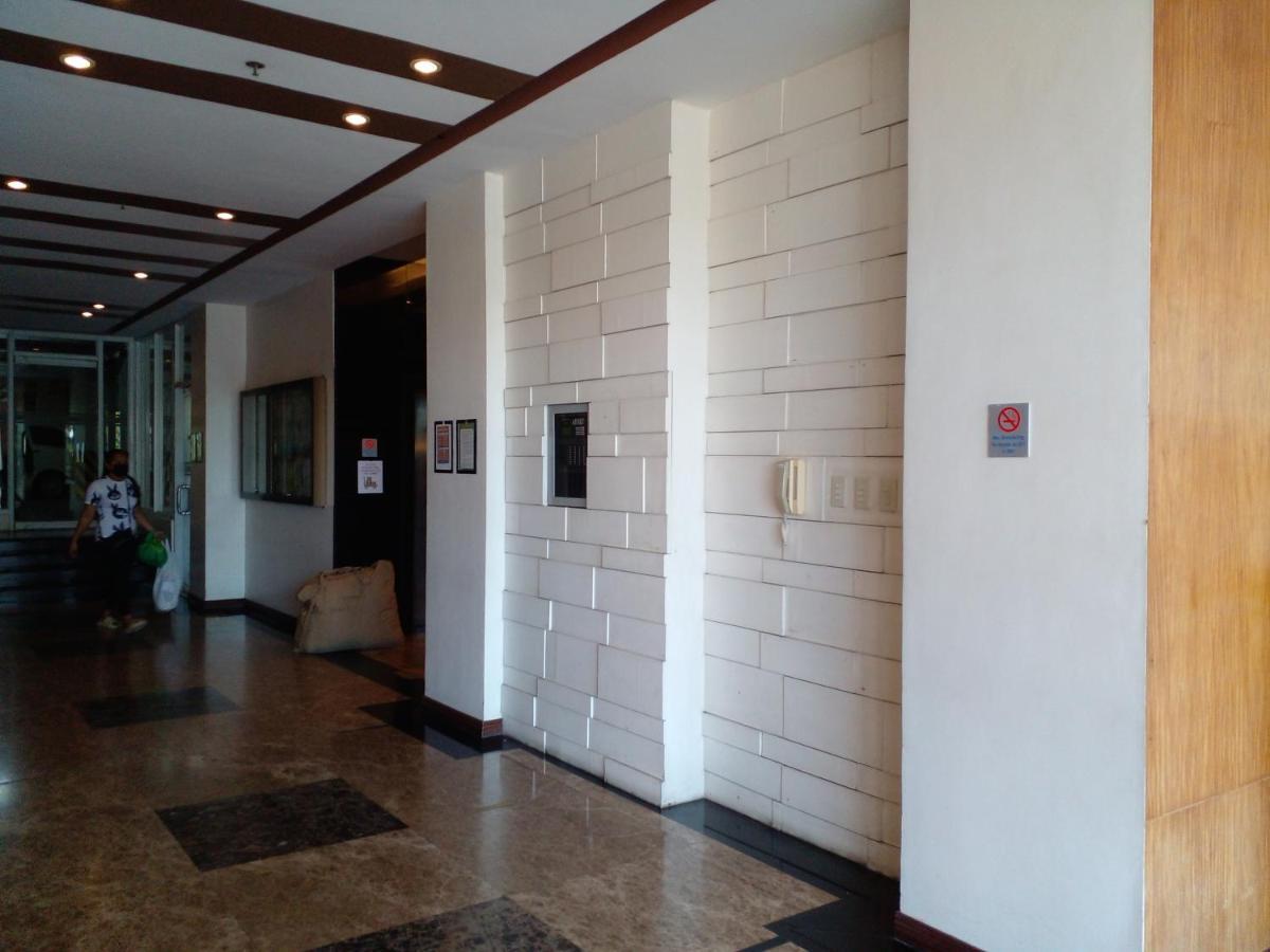 Tagaytay Prime Residences With Swimming Pool & Viewing Deck Tagaytay City Екстер'єр фото
