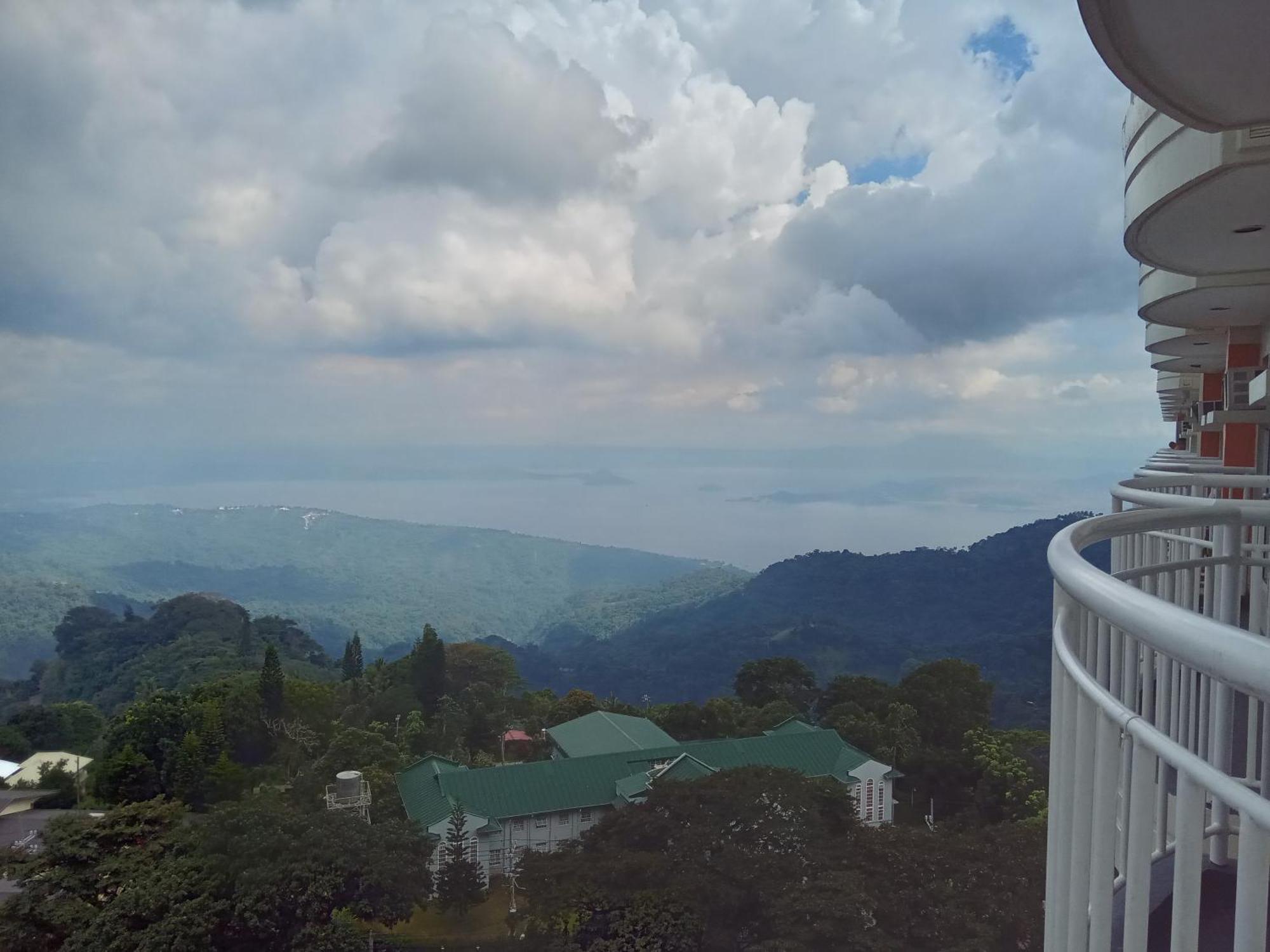 Tagaytay Prime Residences With Swimming Pool & Viewing Deck Tagaytay City Номер фото