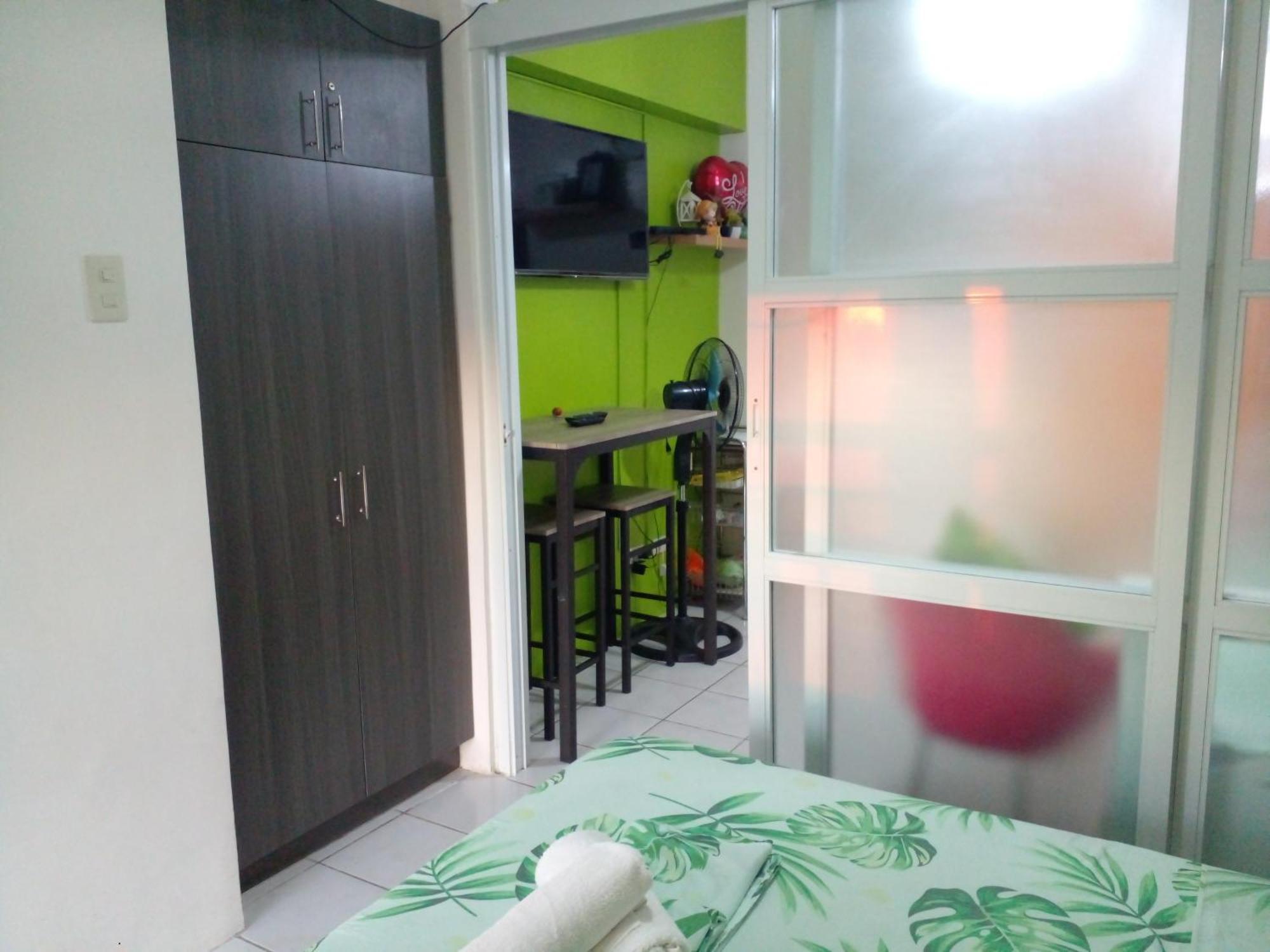 Tagaytay Prime Residences With Swimming Pool & Viewing Deck Tagaytay City Номер фото